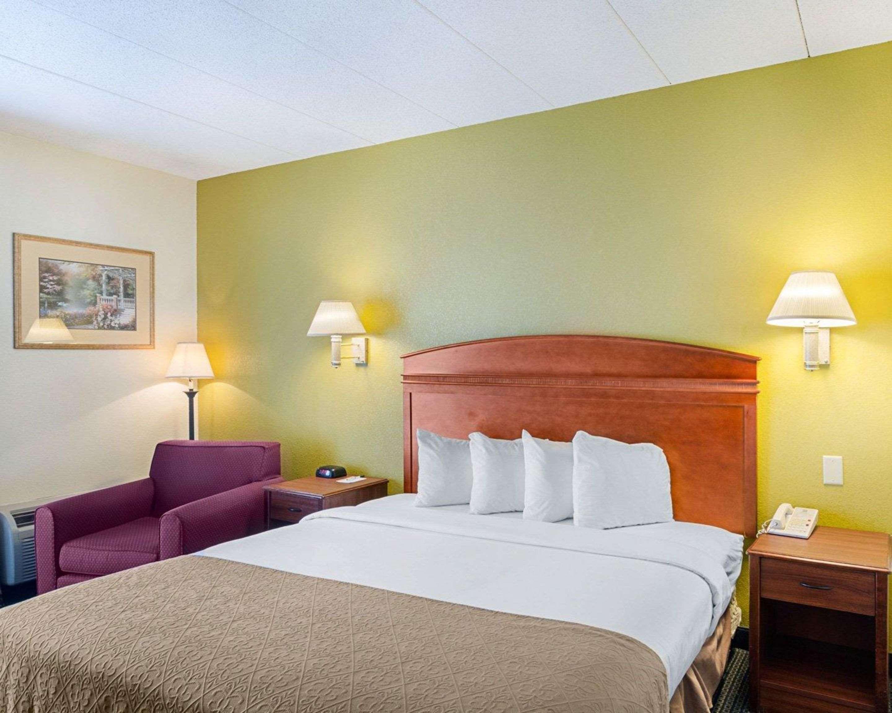 Quality Inn & Suites Ουόρστερ Εξωτερικό φωτογραφία